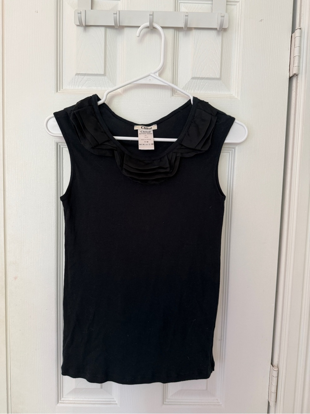 CHLOE - Sleeveless Ruffle Collar Top